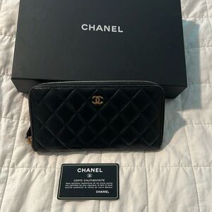 Chanel wallet